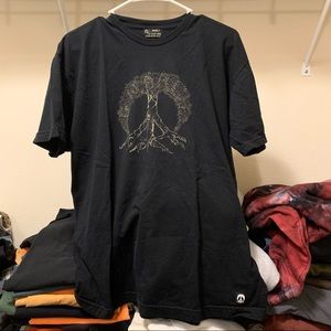 Gnarly Clothing | XL tee